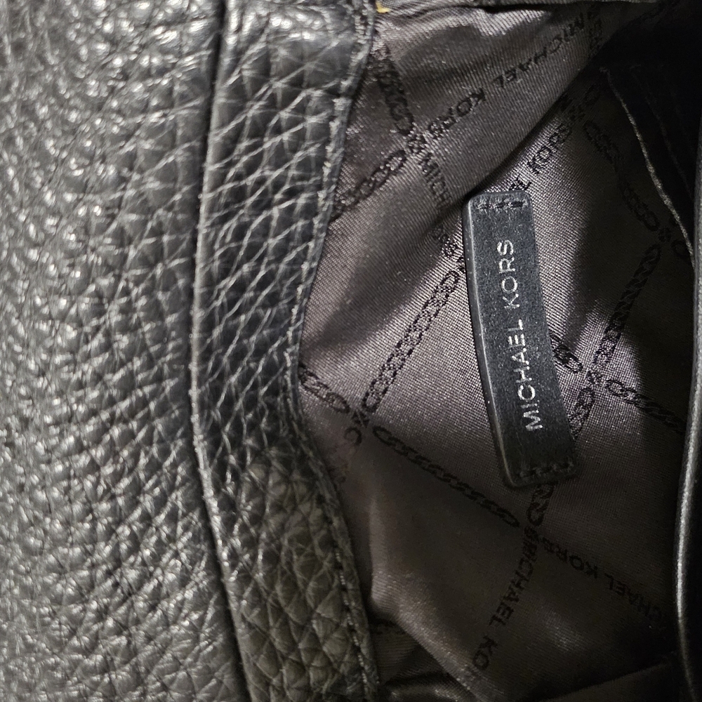 authentic MICHAEL KORS bug - Picture 6 of 6